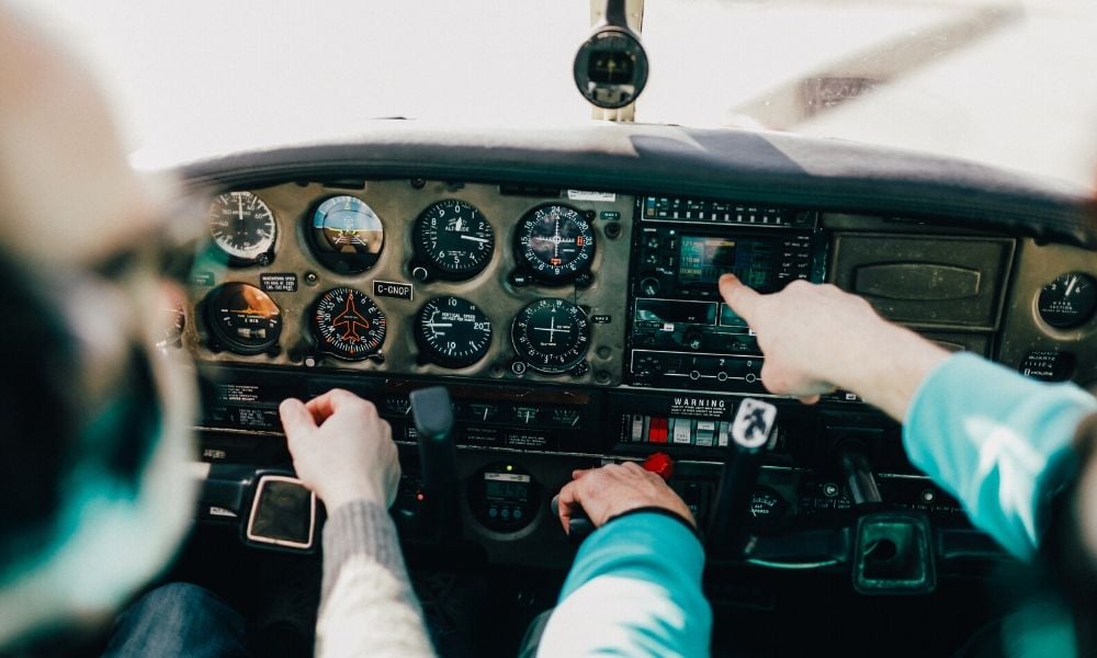 Considerations When Choosing a Flight School